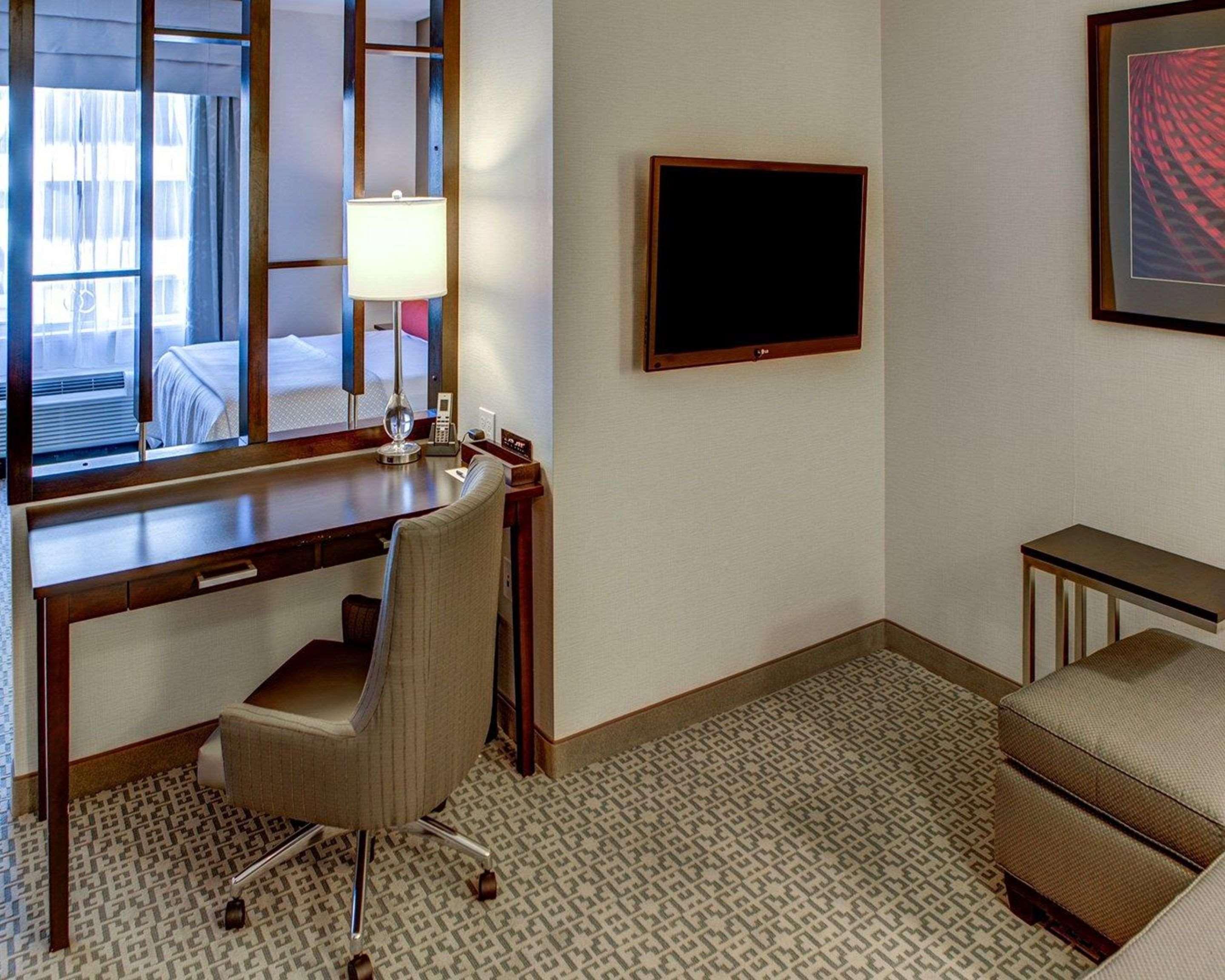 Cambria Hotel White Plains - Downtown Bagian luar foto