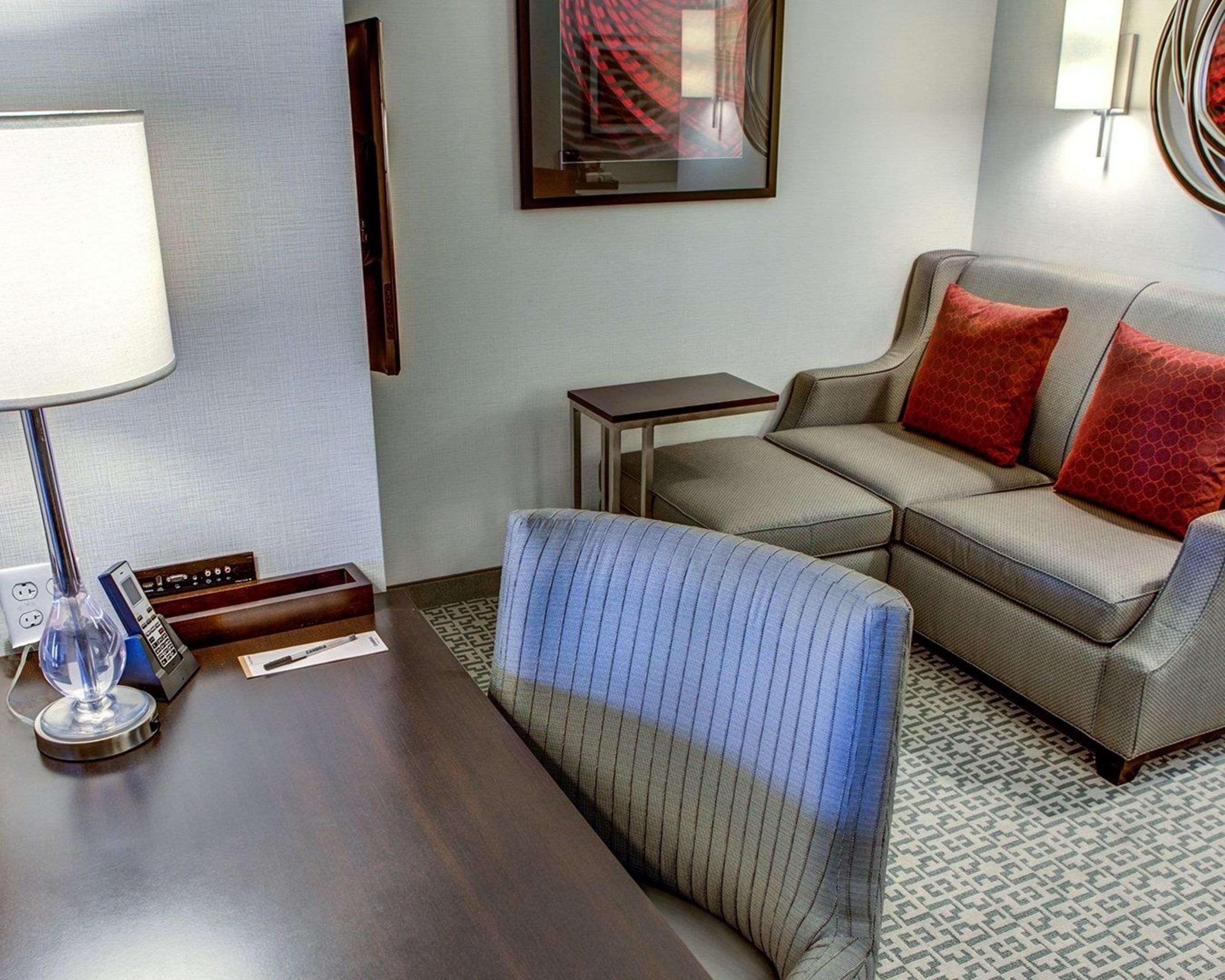 Cambria Hotel White Plains - Downtown Bagian luar foto