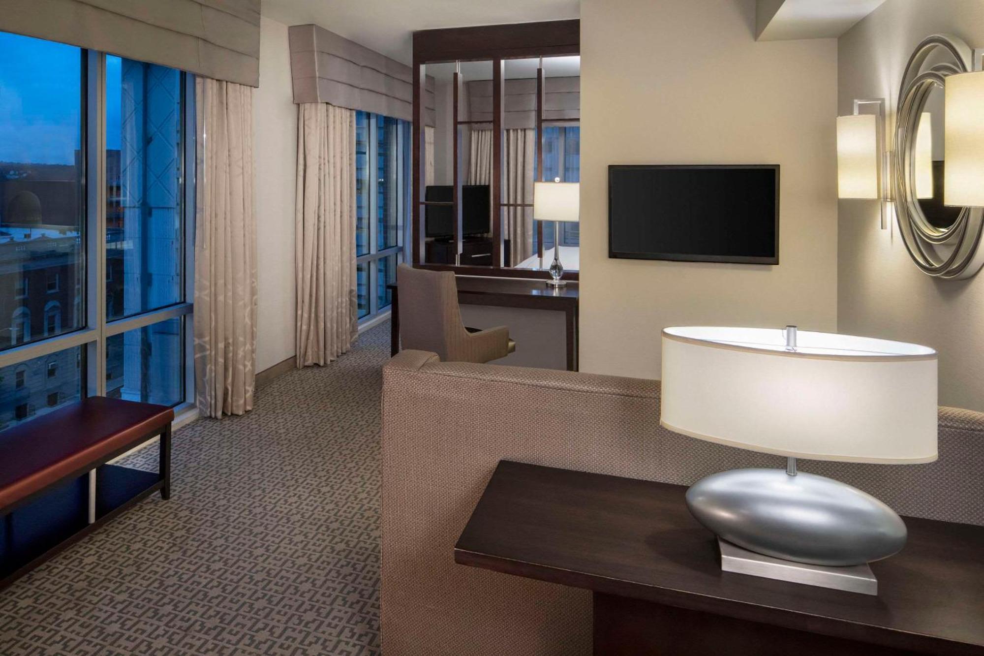 Cambria Hotel White Plains - Downtown Bagian luar foto