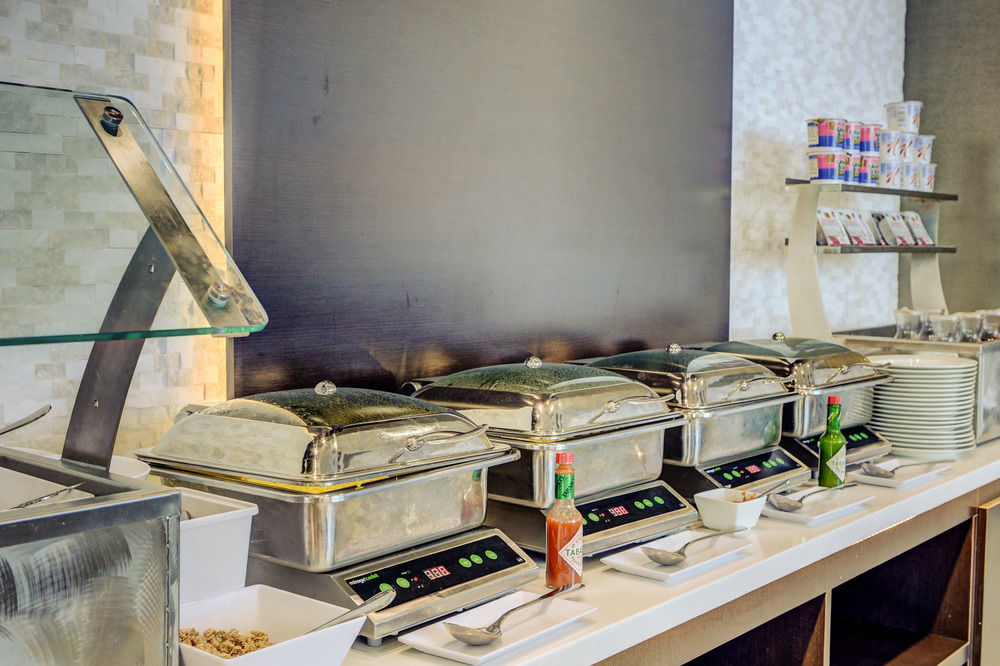 Cambria Hotel White Plains - Downtown Bagian luar foto